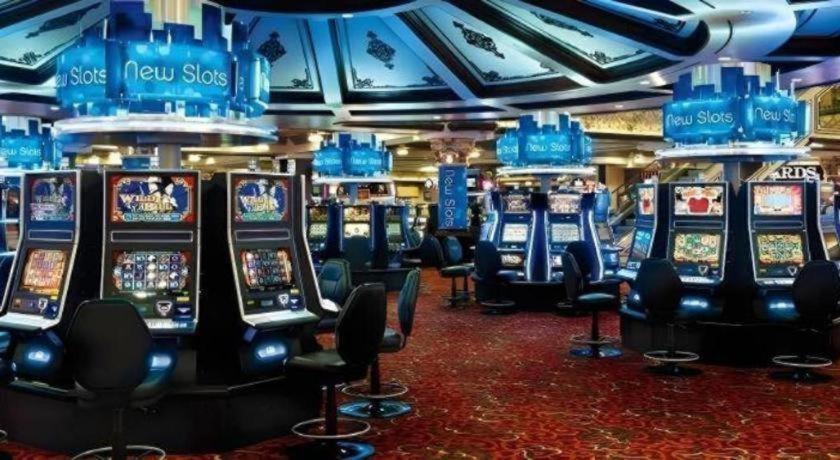 Ameristar Casino Hotel Канзас-Сіті Екстер'єр фото
